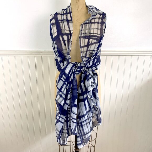 Printed Village scarf / wrap - navy, white and gray geometric - Picture 2 of 7